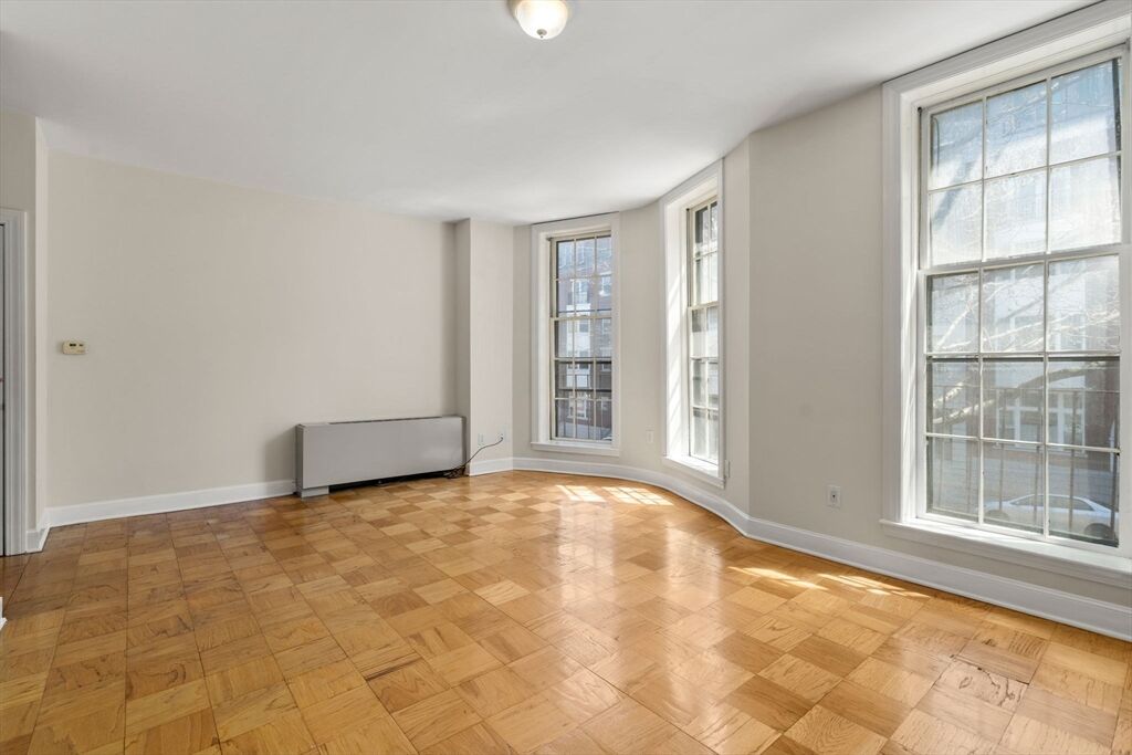 Property Photo:  21 Bowdoin 2C  MA 02114 