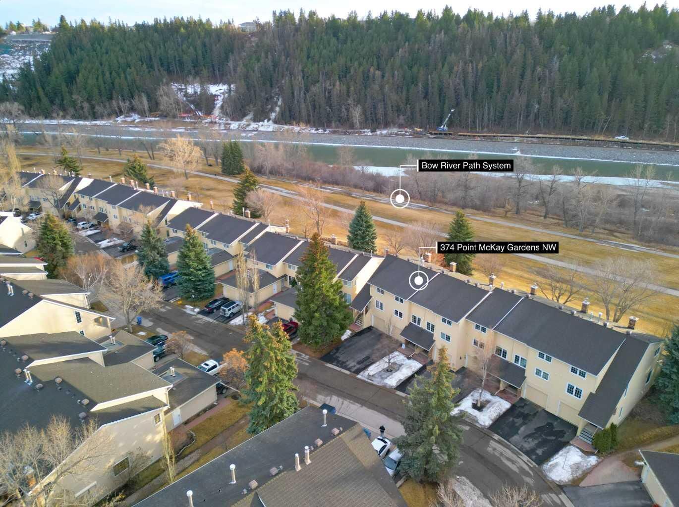 Property Photo:  374 Point McKay Gardens NW  AB T3B 4V8 