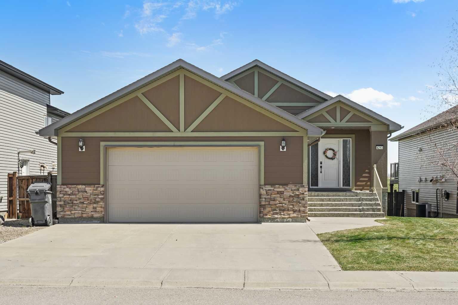 Property Photo:  4213 Sundance Drive  AB T0L 0V0 