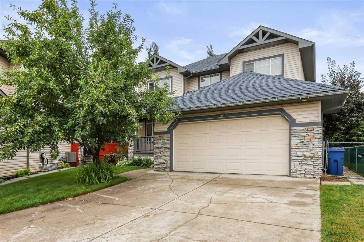 Property Photo: 765 Qualicum Beach Bay AB T1X 1J1