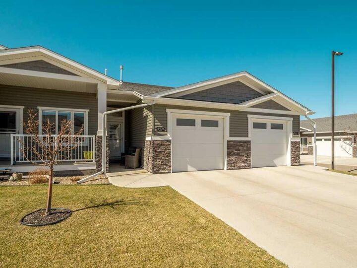 Property Photo:  322 Northlander Bend W 4  AB T1J 5K8 