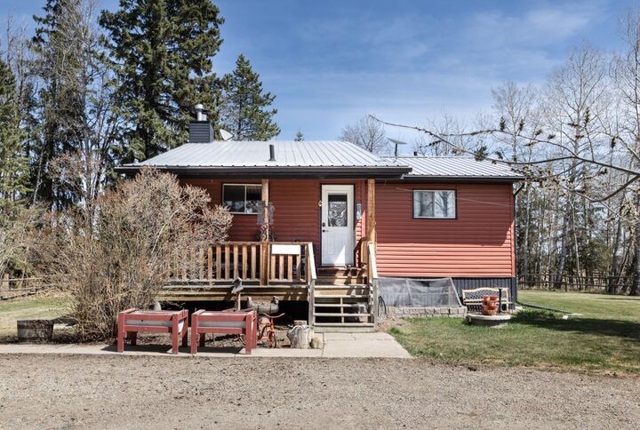 Property Photo:  3327 360 Township  AB T4G 0N2 