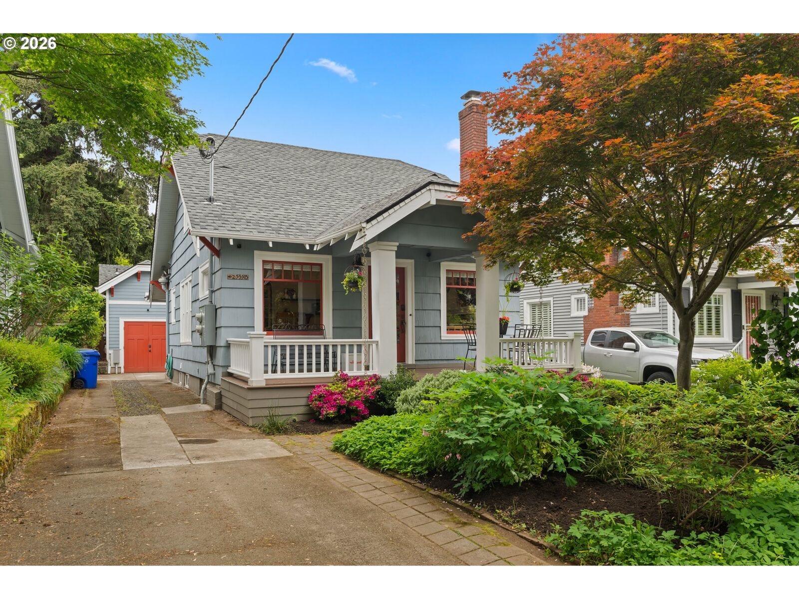 Property Photo:  2535 NE 38th Ave  OR 97212 