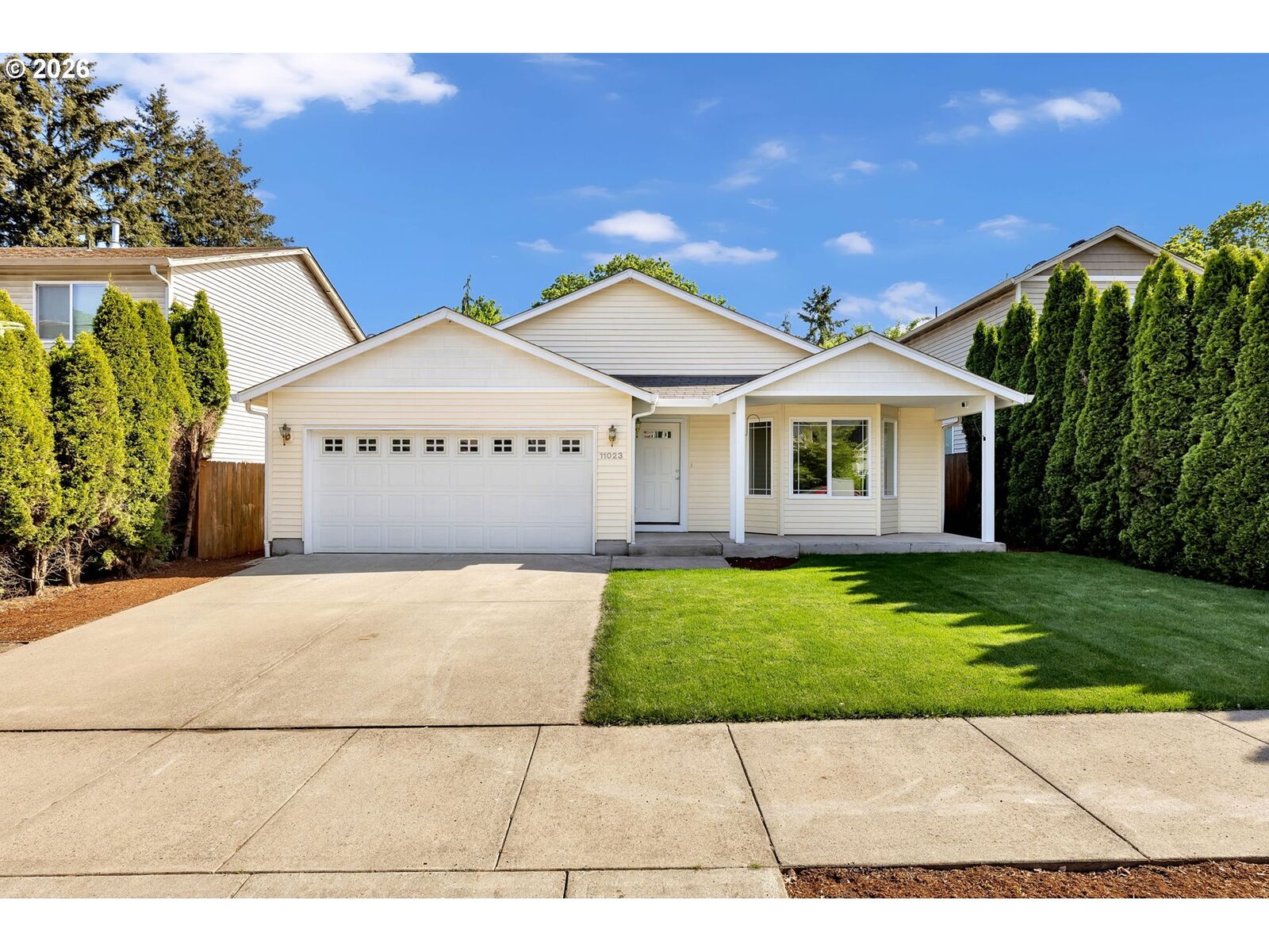 Property Photo: 11023 NE 47th St WA 98682