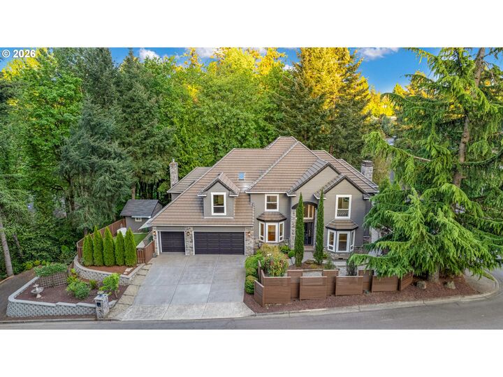 Property Photo:  16633 Woodsman Ct  OR 97034 