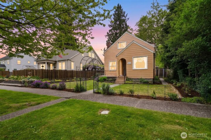 Property Photo:  3842 S D Street  WA 98418 