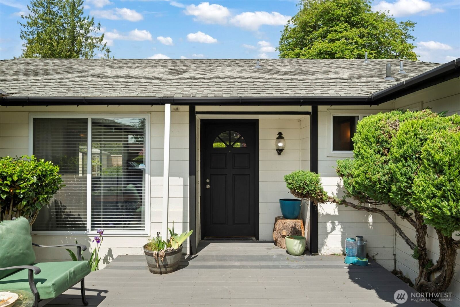 Property Photo: 2715 Forest Ridge Drive SE WA 98002