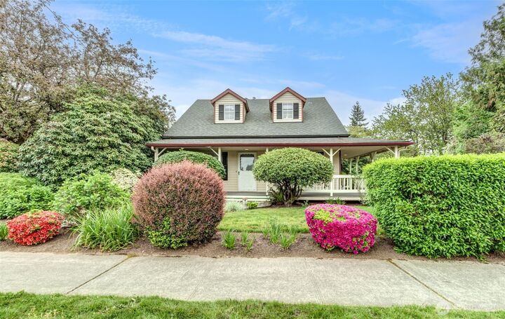 Property Photo:  654 W Main Street  WA 98272 