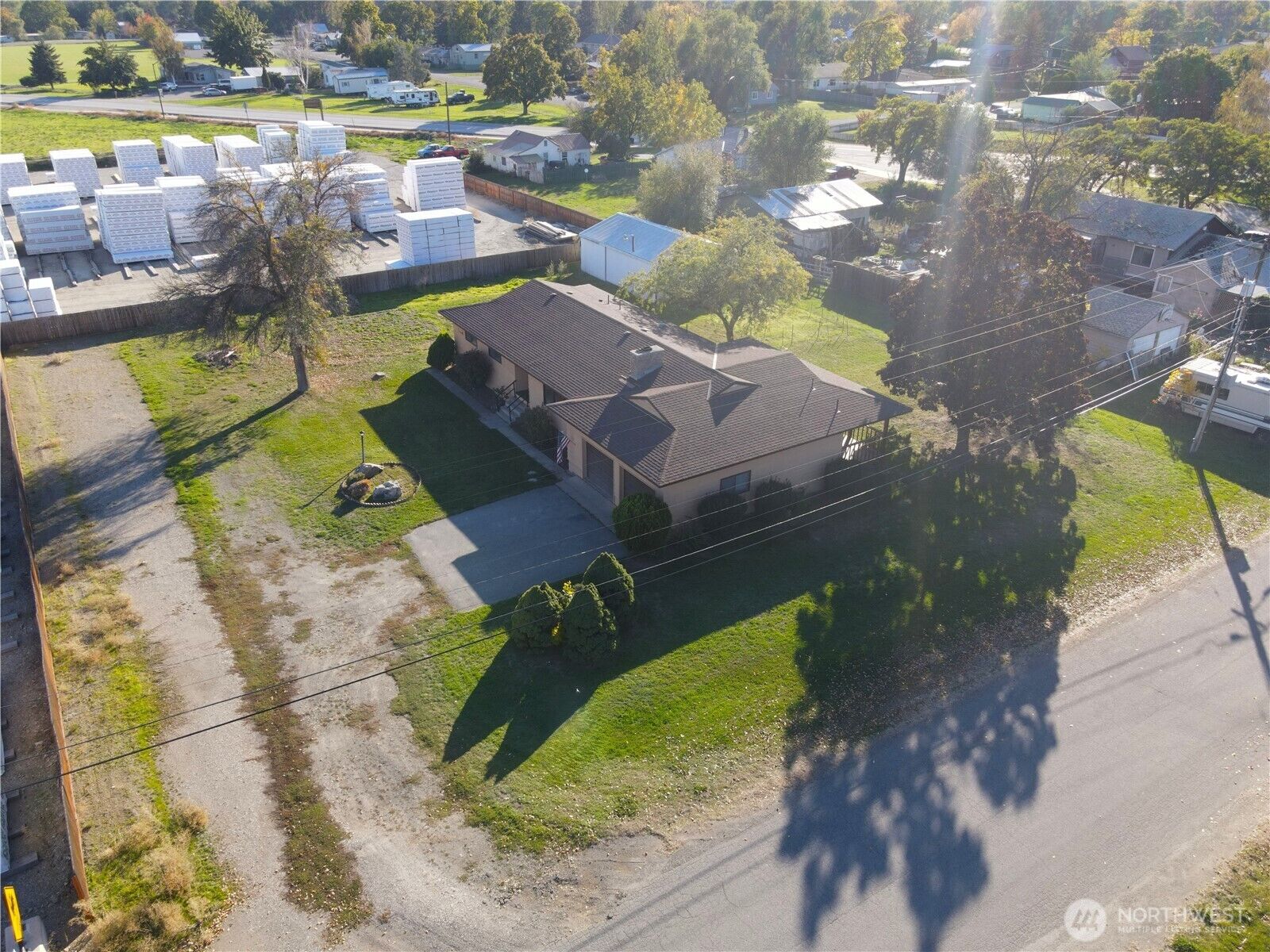 Property Photo:  504  9th Avenue  WA 98844 