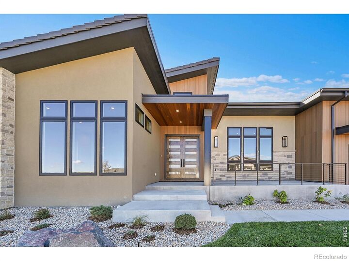 Property Photo:  2669 Southwind Road  CO 80513 
