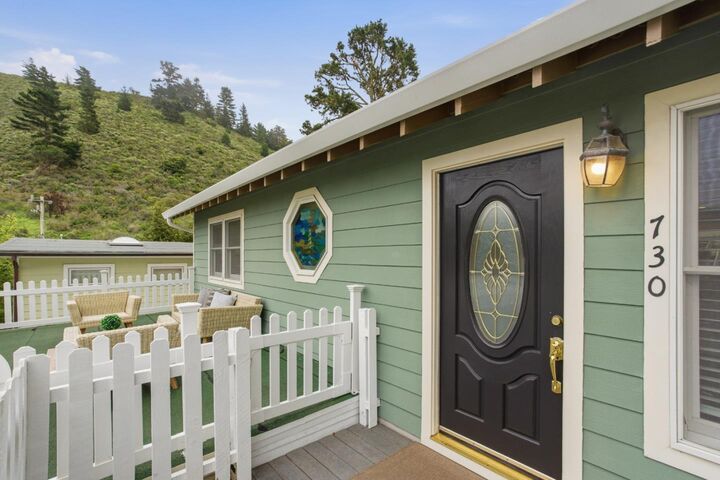 Property Photo: 730 Fern Avenue CA 94044