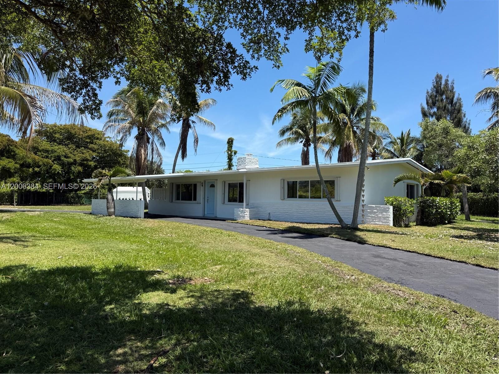 Property Photo:  15395 SW 272nd St  FL 33032 