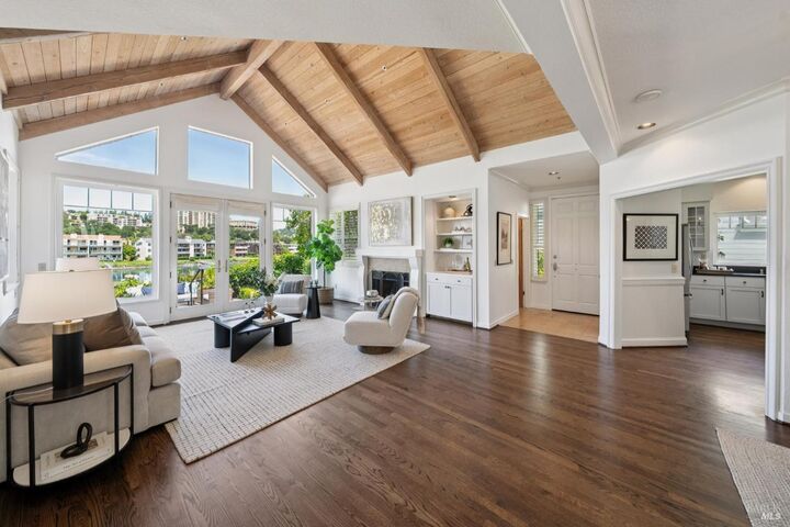 Property Photo:  39 Creek View Circle  CA 94939 