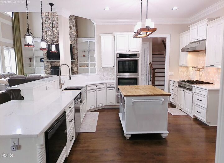 Property Photo:  2515 Village Manor Way  NC 27614 
