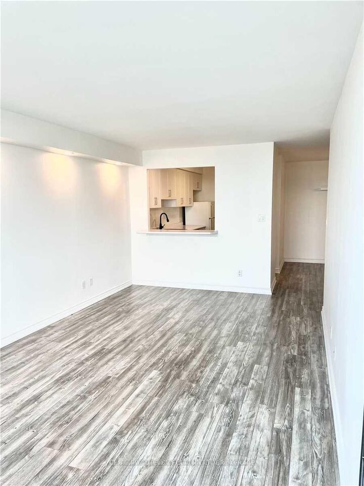 Photo de la propriété:  75 Bamburgh Circle 1619  ON M1W 3W1 