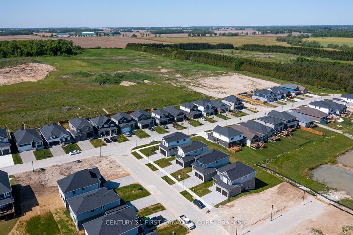 Property Photo: 133 Basil Crescent ON N0M 2A0