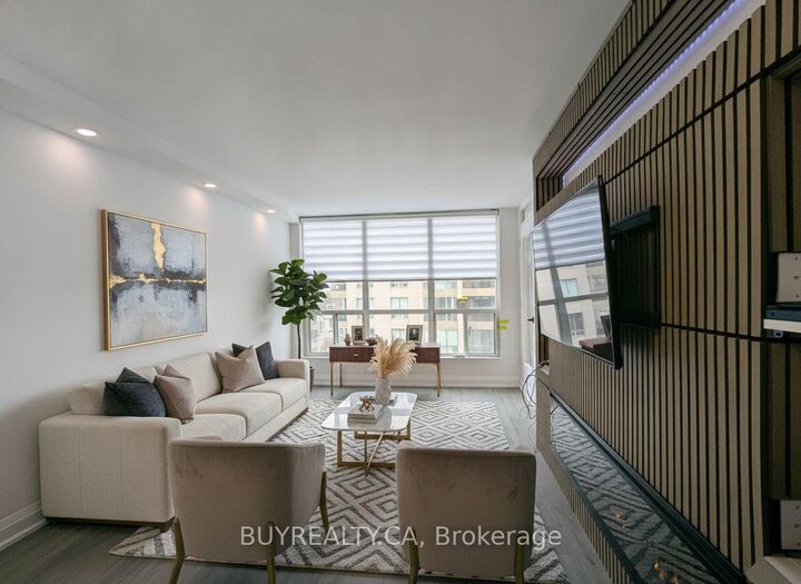 Property Photo: 256 Doris Avenue 1603 ON M2N 6X8