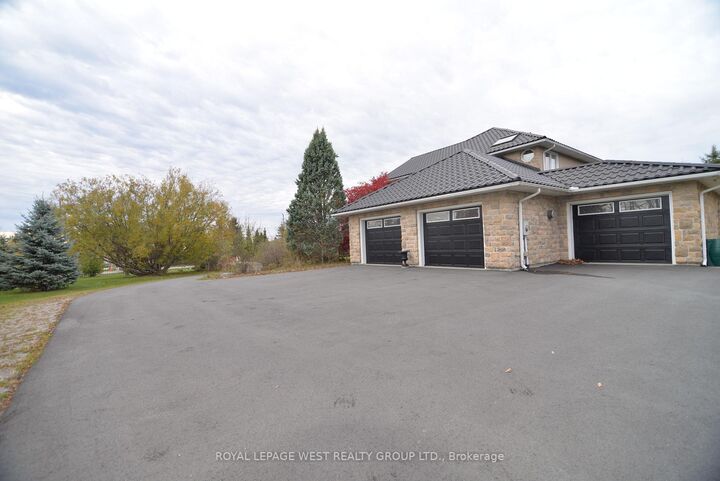 Property Photo: 107 Nawautin Drive S ON K0K 2G0