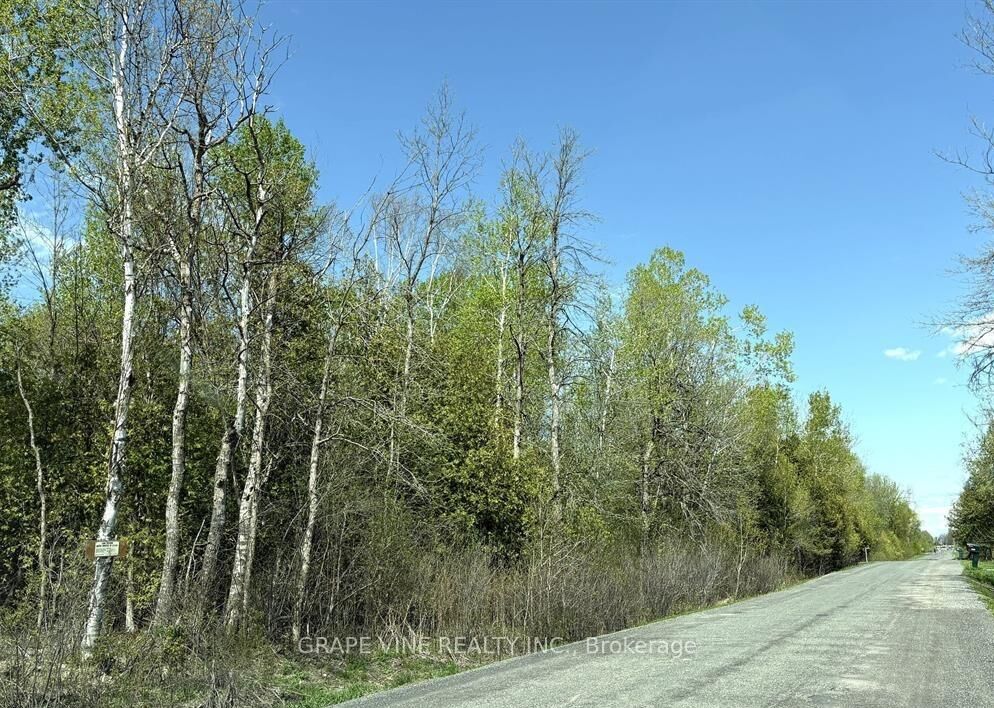 Property Photo: 11865 (Ptlt23) Armstrong Road ON K0C 2K0