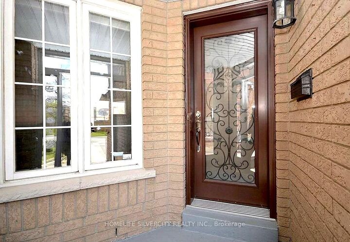 Property Photo: 11 Rangeland Road ON L6R 1L4