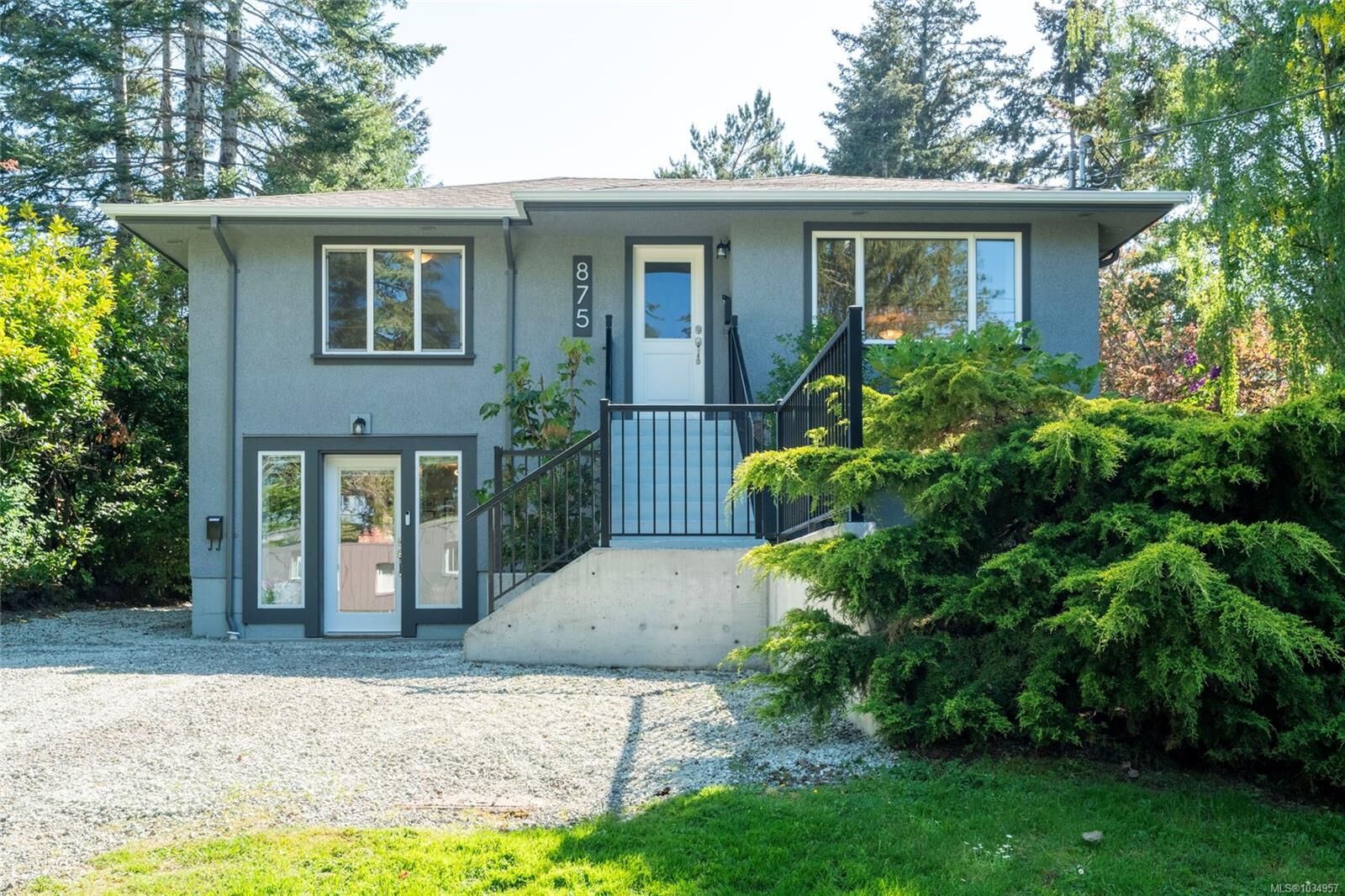 Property Photo:  875 Gladiola Ave  BC V8Z 2T5 