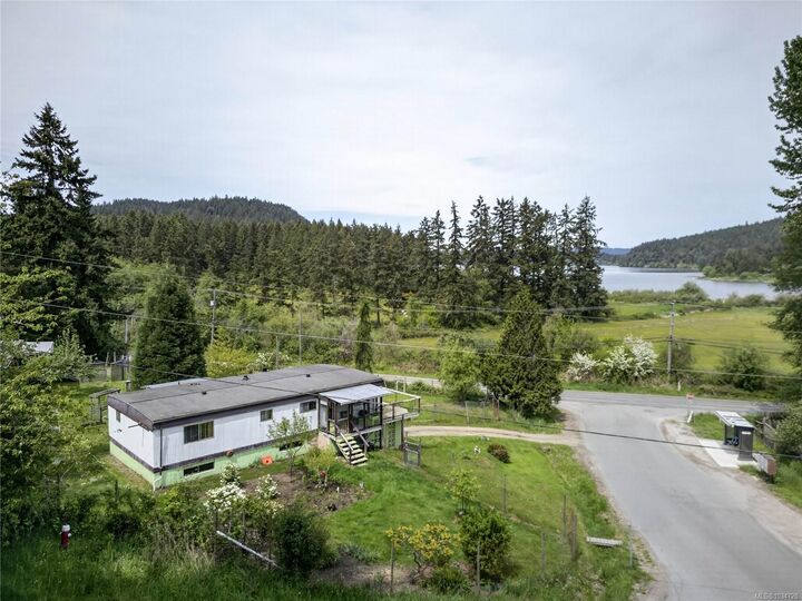 Property Photo:  104 Mobrae Ave  BC V8K 1K1 