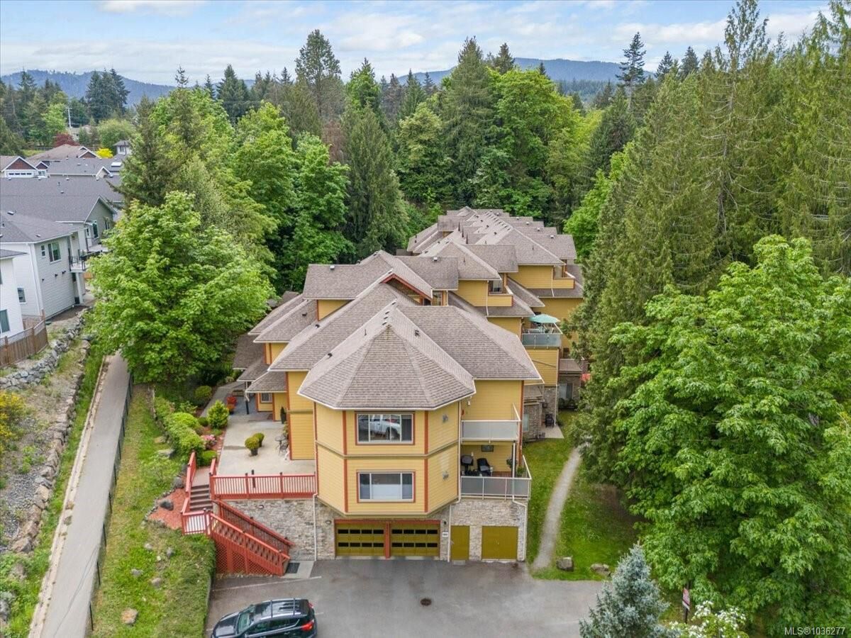Property Photo:  1244 4th Ave 309  BC V9G 0A6 
