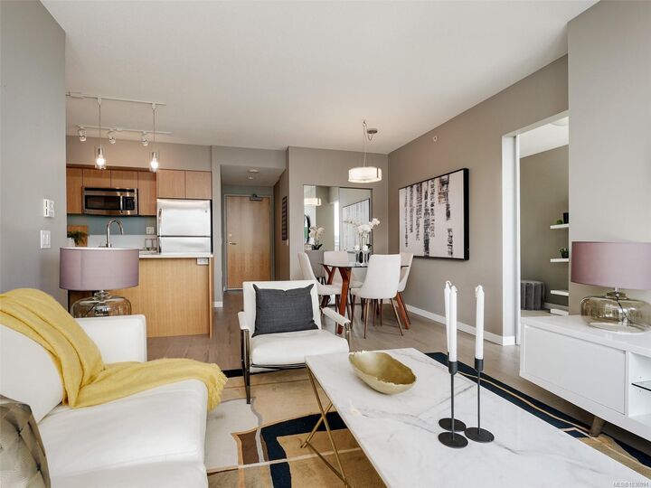 Property Photo:  834 Johnson St 708  BC V8W 1N3 