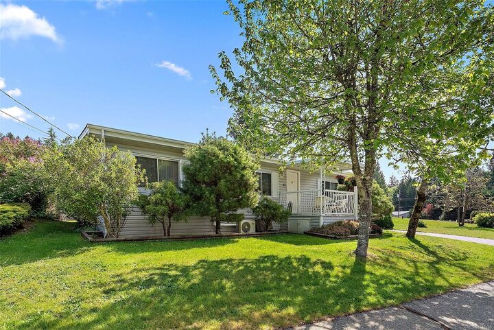 1085 Waterman Rd — photo 1