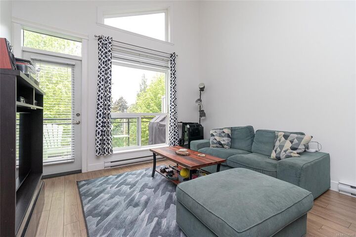 Photo de la propriété: 938 Dunford Ave #309 BC V9B 2S3