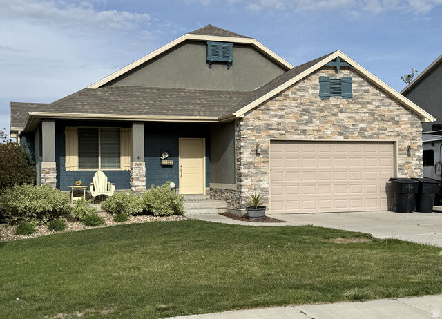 Property Photo:  265 E Salem Park Cir  UT 84653 