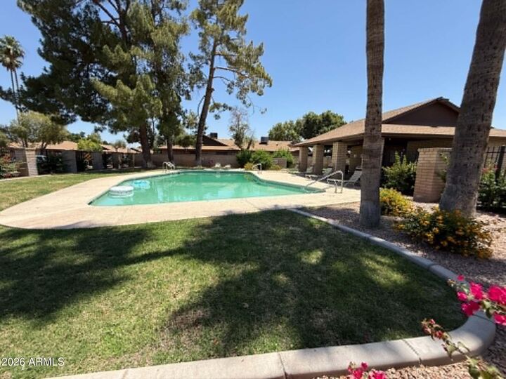 Property Photo:  108 W Loma Vista Drive 101  AZ 85282 