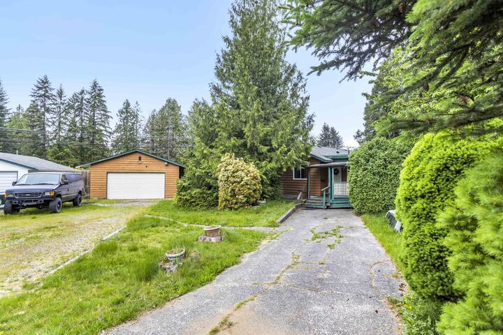 Property Photo:  11750 Fraserview Street  BC V2X 8A8 