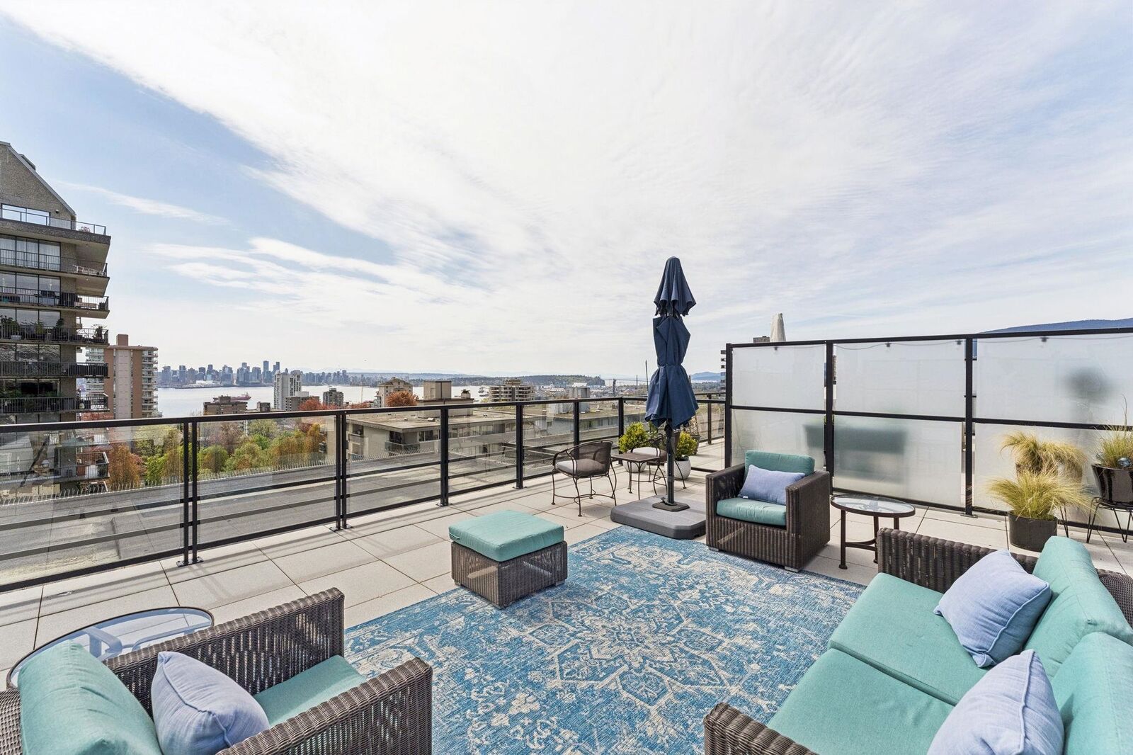 Property Photo:  108 E 8th Street 603  BC V7L 0H1 
