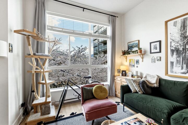Property Photo:  2957 Glen Drive 403  BC V3B 0B5 