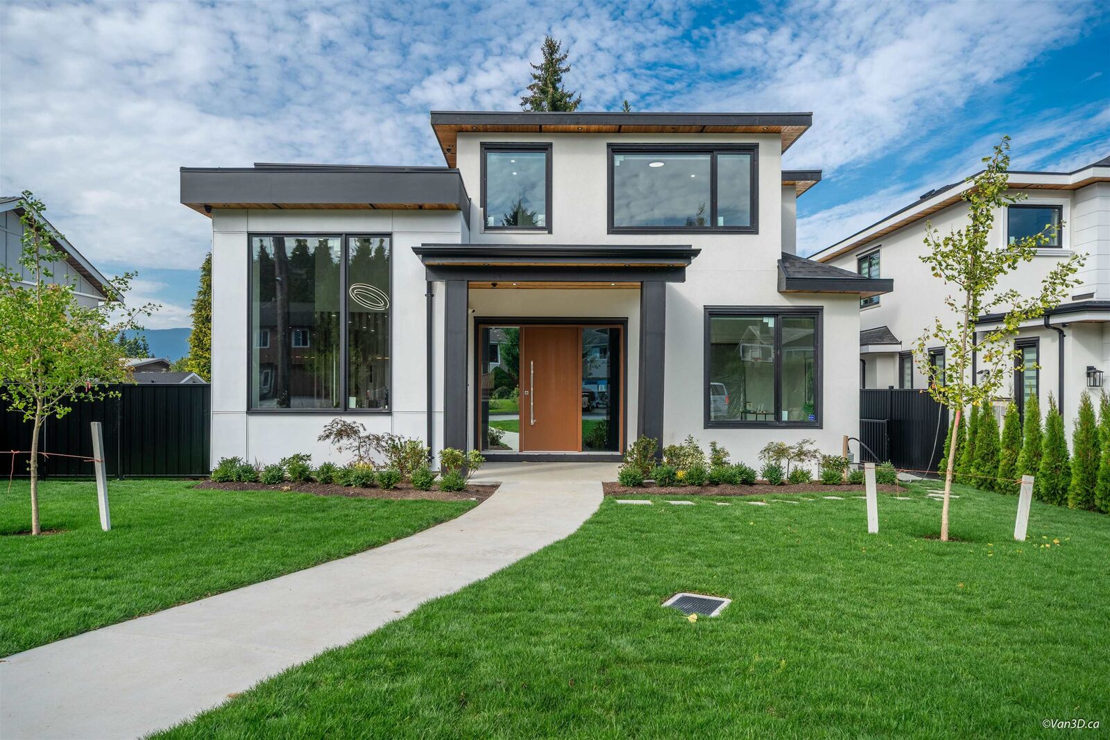 Property Photo:  817 Cornell Avenue  BC V3J 2Z3 