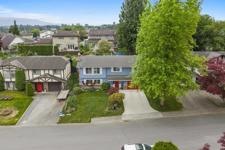 Property Photo:  33020 Caithness Place  BC V2S 7B2 