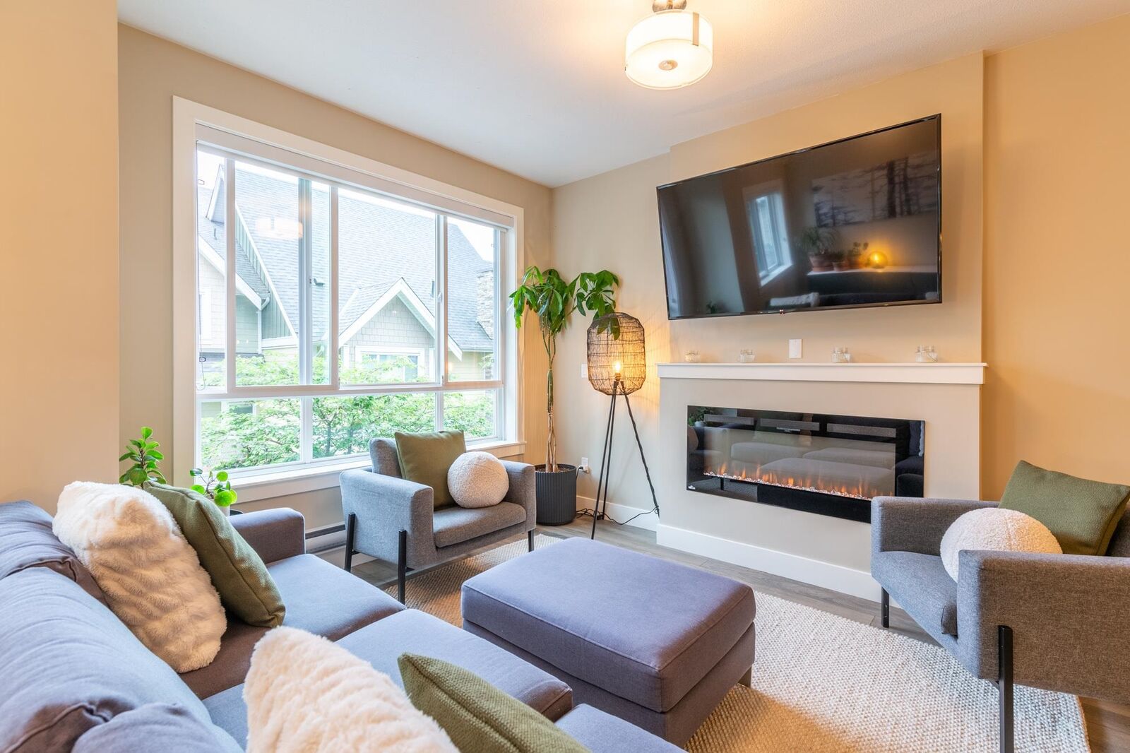 Property Photo:  1405 Dayton Street 104  BC V3E 0L4 