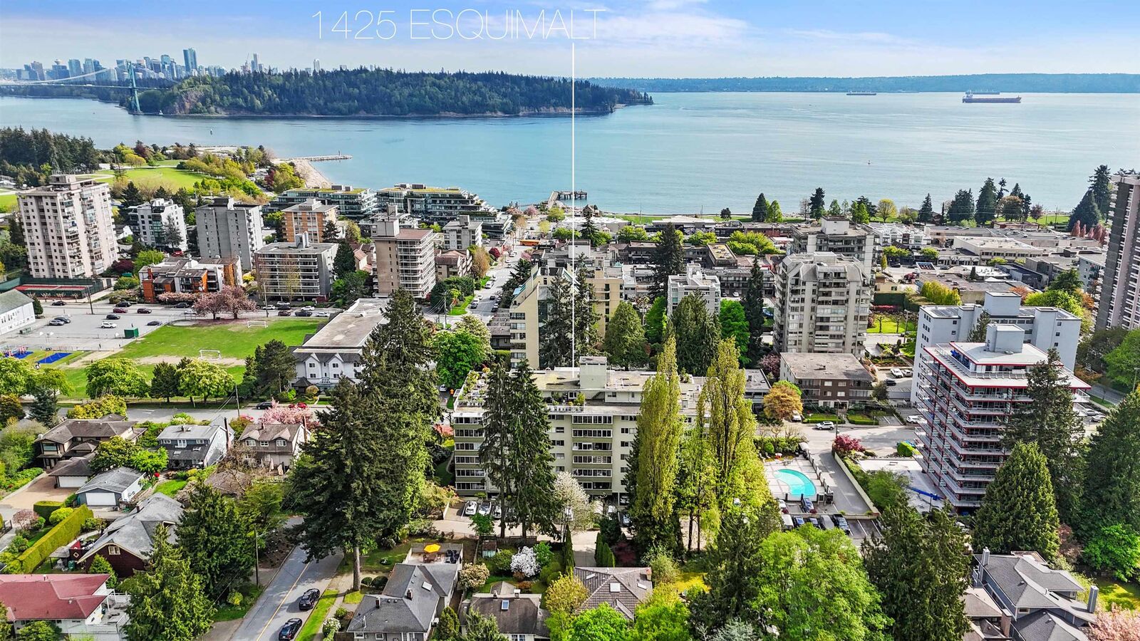 Property Photo:  1425 Esquimalt Avenue 212  BC V7T 1L1 