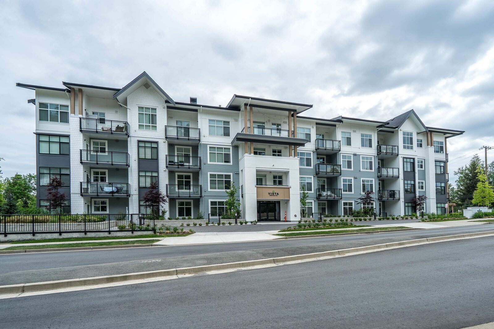 Property Photo: 33920 Best Avenue 102 BC V2V 0L9