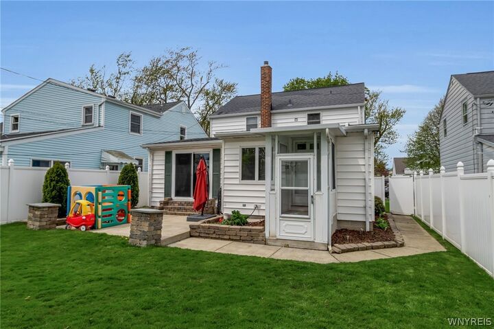 Property Photo:  143 Zimmerman Boulevard  NY 14223 