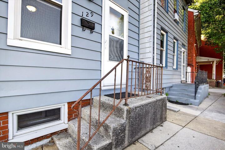 Property Photo:  129 Stevens Avenue  PA 17401 