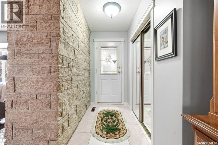 Property Photo:  4220 Hillsdale Street  SK S4S 3Z2 