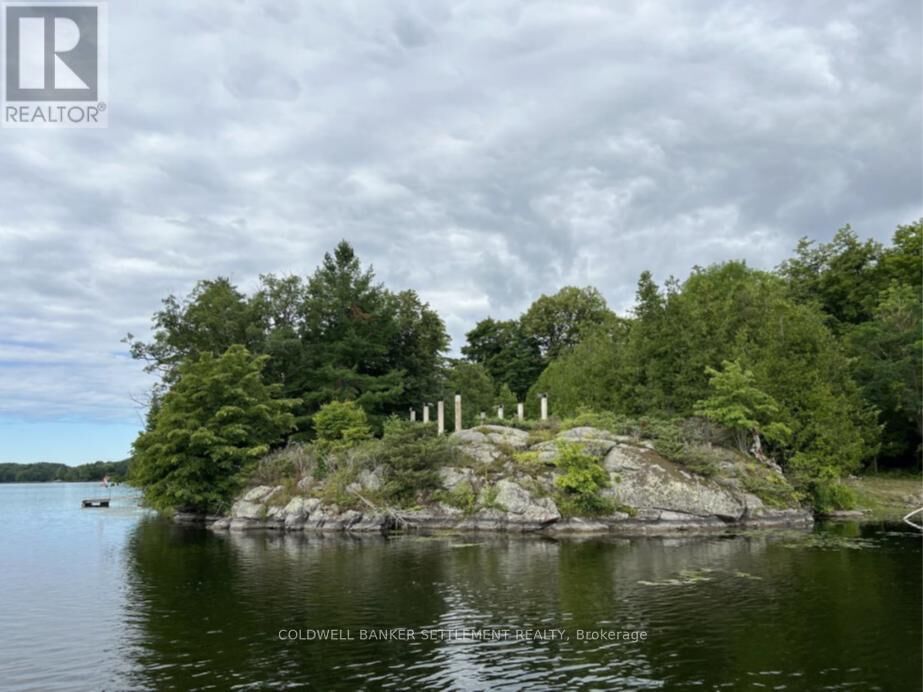 Property Photo:  506 Cherie Hill Lane  ON K7H 3C7 