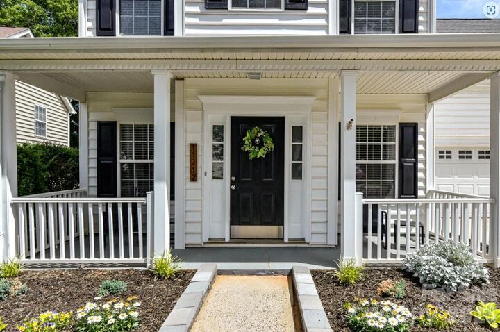 Property Photo:  11712 Hawick Valley Lane  NC 28277 