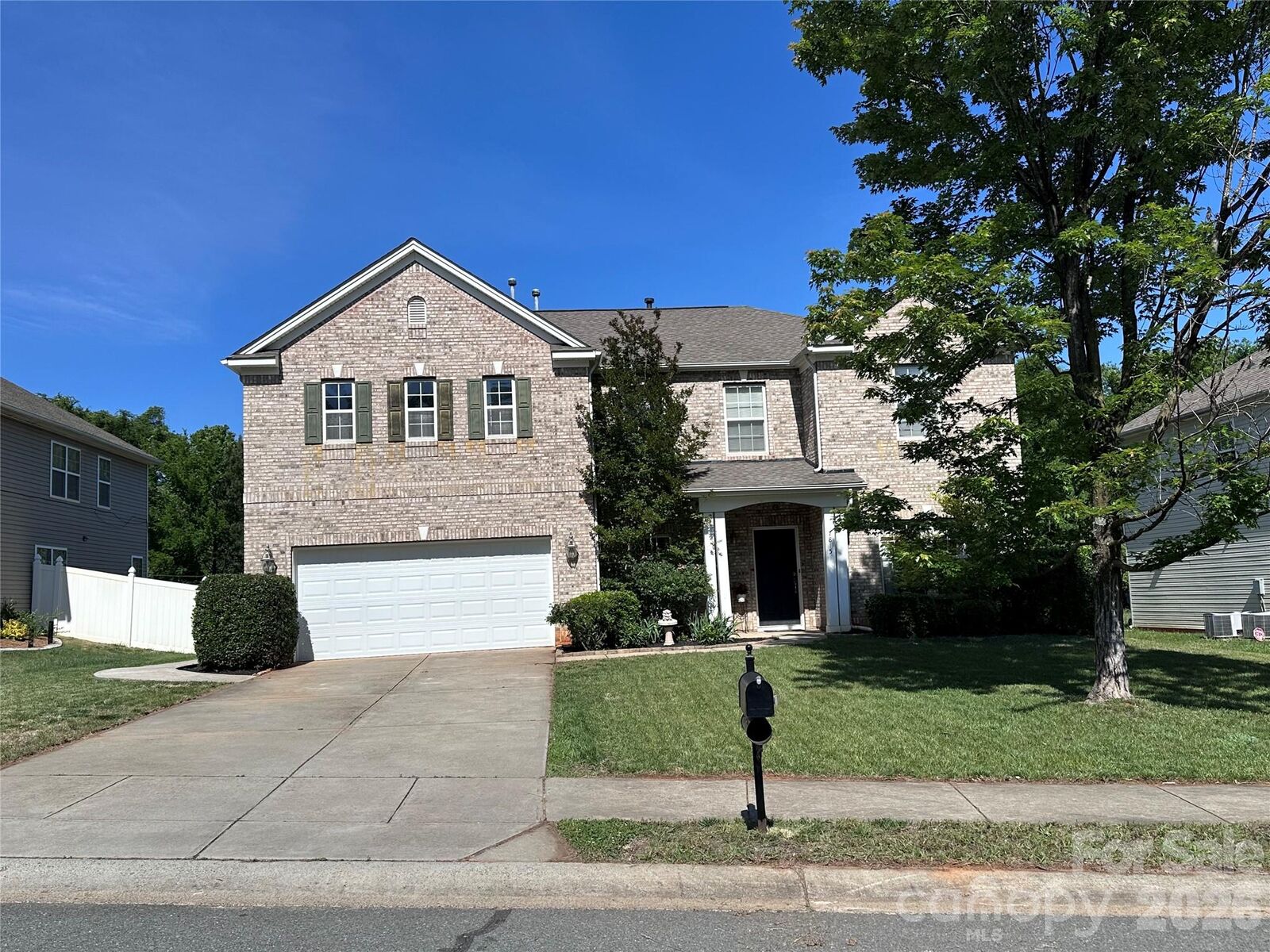 Property Photo:  7815 Kuck Road  NC 28227 