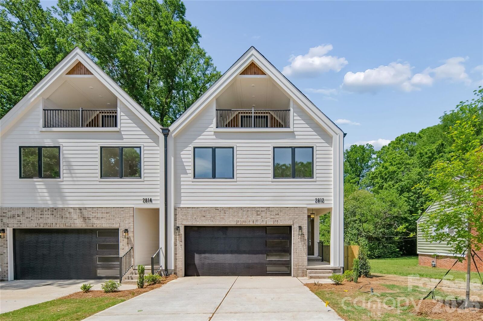 Property Photo: 2812 Phillips Avenue NC 28208