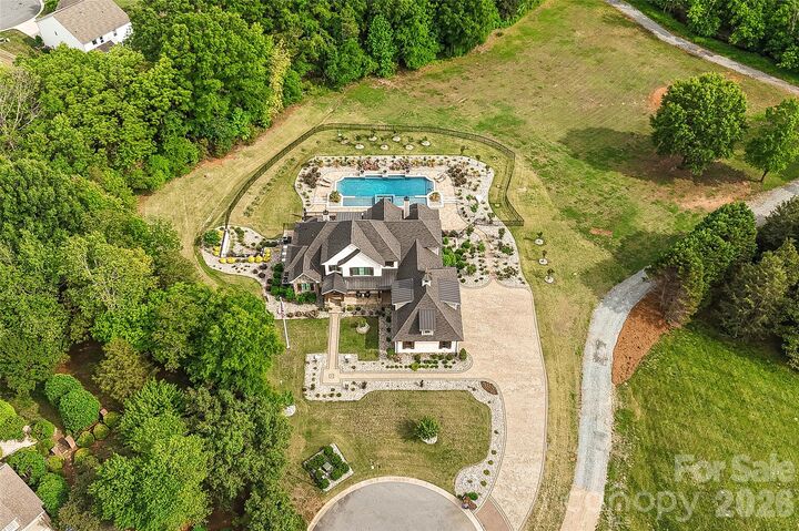 Property Photo:  1430 Rosehill Drive  NC 28173 