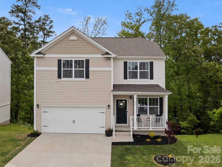 Property Photo:  734 Fountain Park Boulevard  NC 28806 
