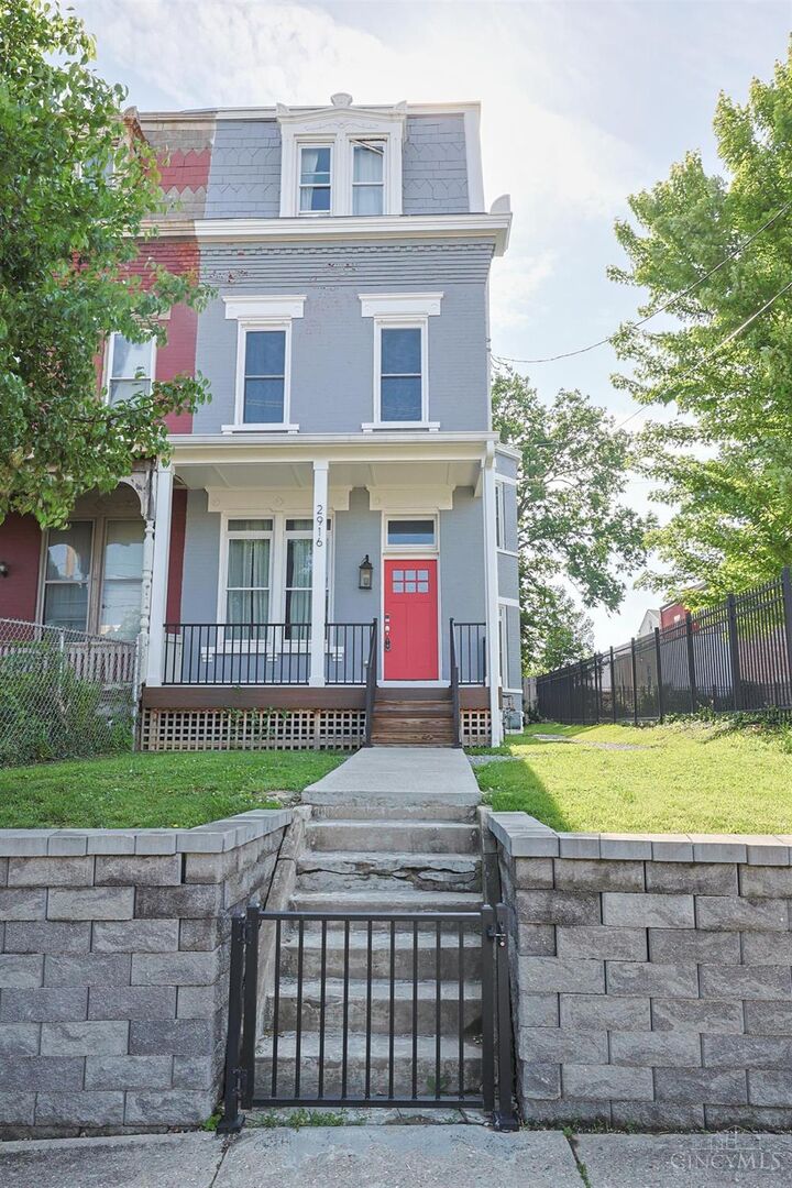 Property Photo:  2916 Hackberry Street  OH 45206 